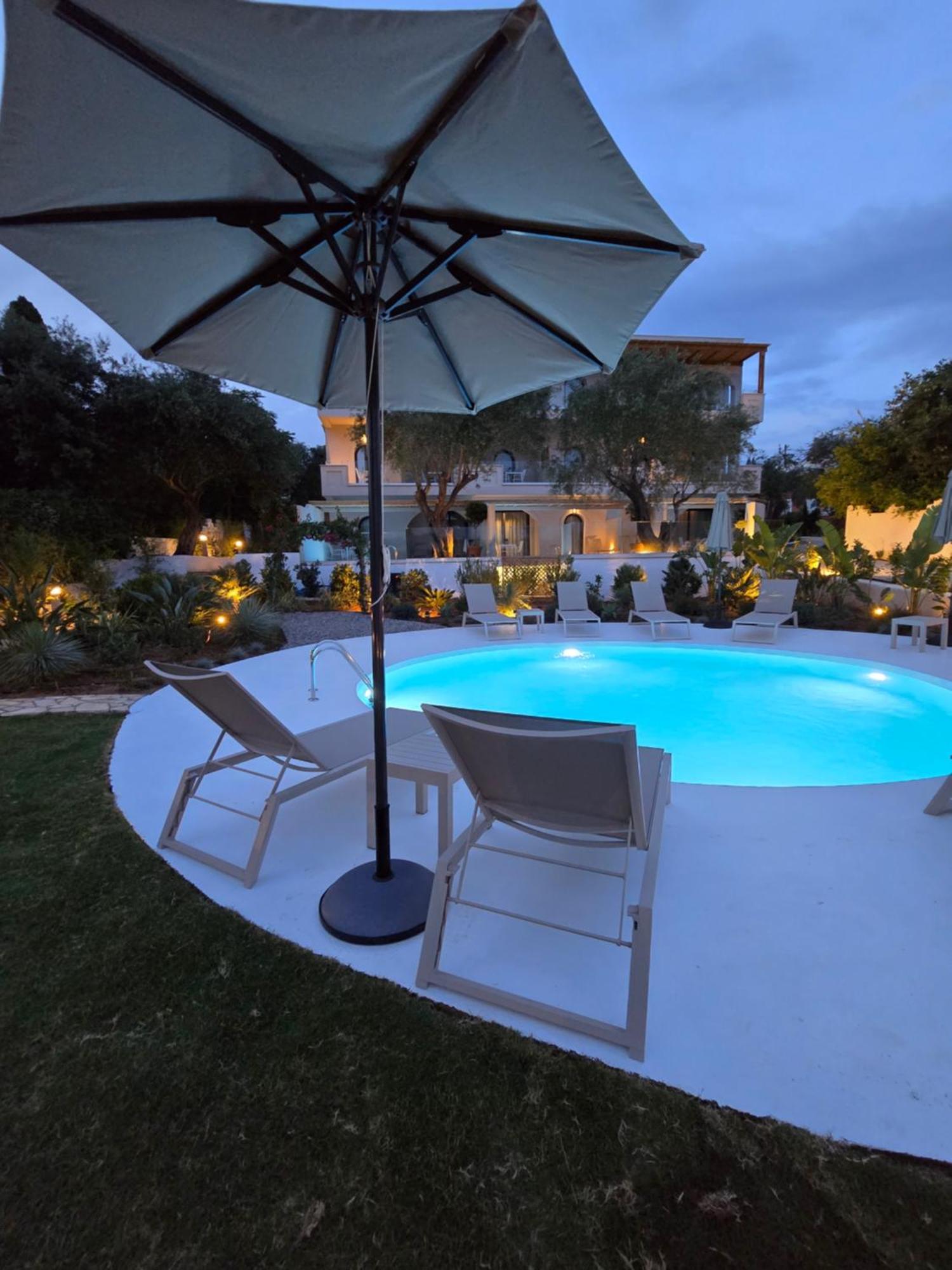 Loadstar Rooms & Suites คอนโตกาลิ ภายนอก รูปภาพ