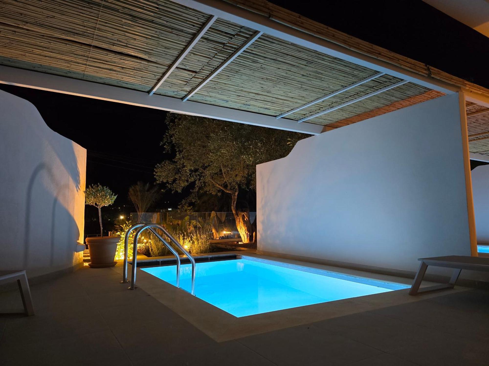 Loadstar Rooms & Suites คอนโตกาลิ ภายนอก รูปภาพ