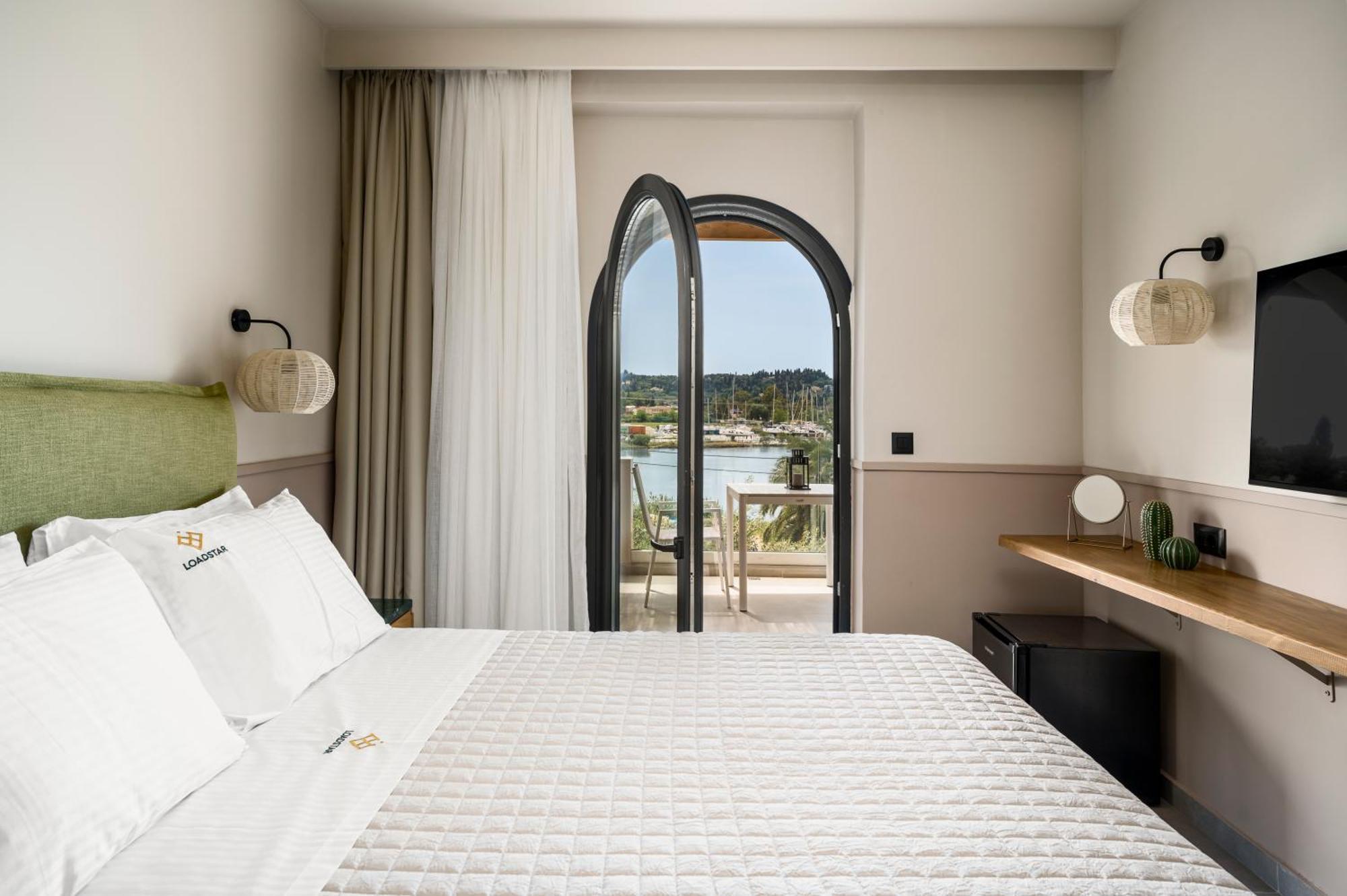 Loadstar Rooms & Suites คอนโตกาลิ ภายนอก รูปภาพ